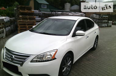 Седан Nissan Sentra 2013 в Ровно