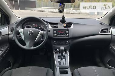 Седан Nissan Sentra 2017 в Днепре