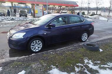 Седан Nissan Sentra 2015 в Львове