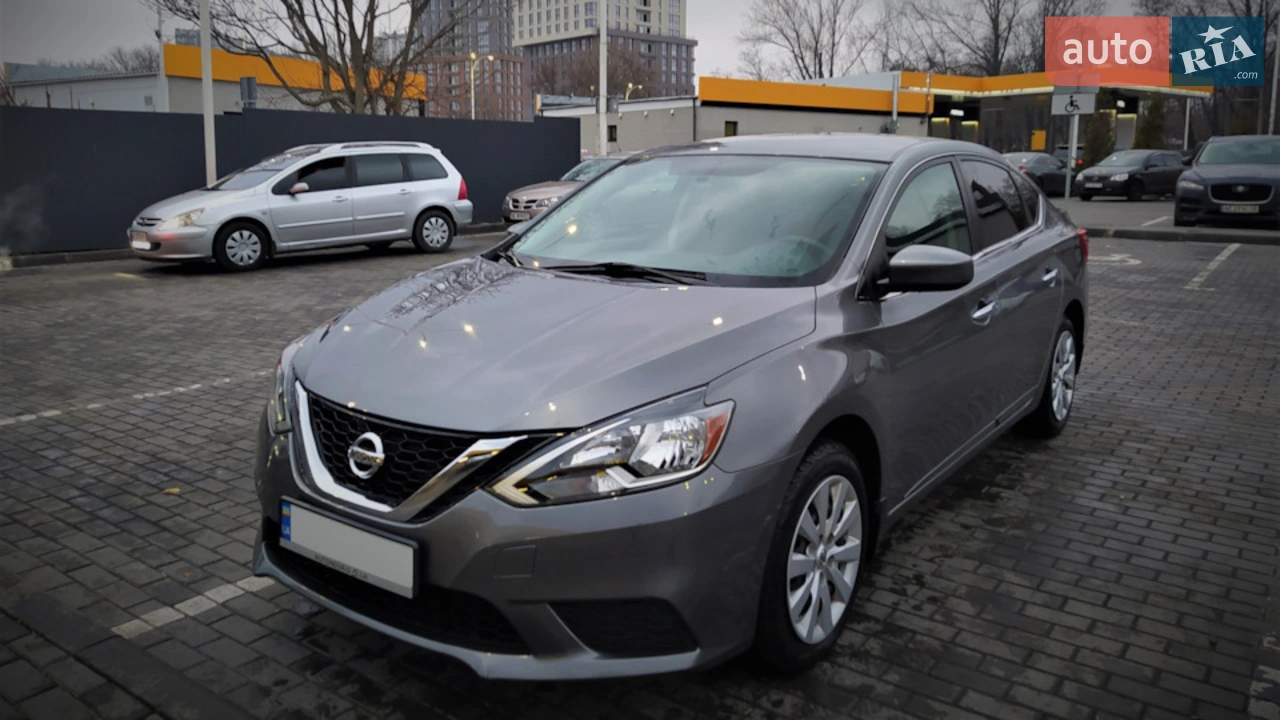 2017 Nissan Sentra - фото 1