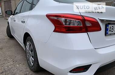 Седан Nissan Sentra 2018 в Виннице