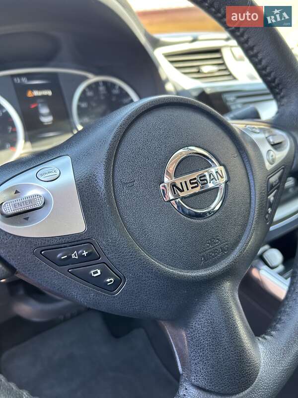 Седан Nissan Sentra 2016 в Луцьку