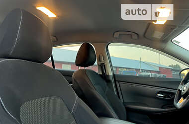 Седан Nissan Sentra 2020 в 