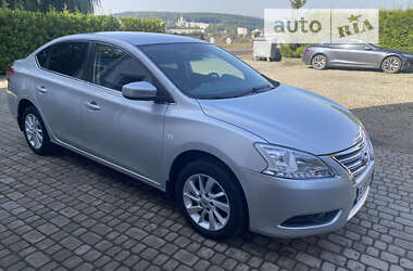 Седан Nissan Sentra 2015 в Львове