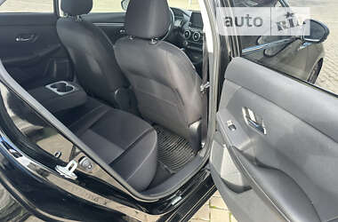 Седан Nissan Sentra 2020 в 