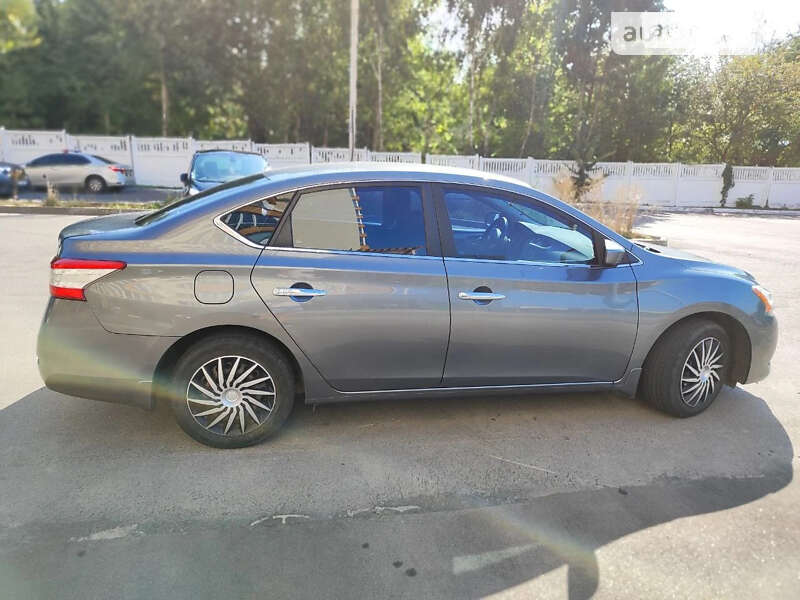 Седан Nissan Sentra 2015 в Виннице