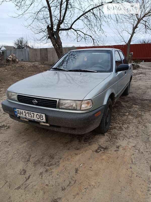 Седан Nissan Sentra 1993 в Харькове