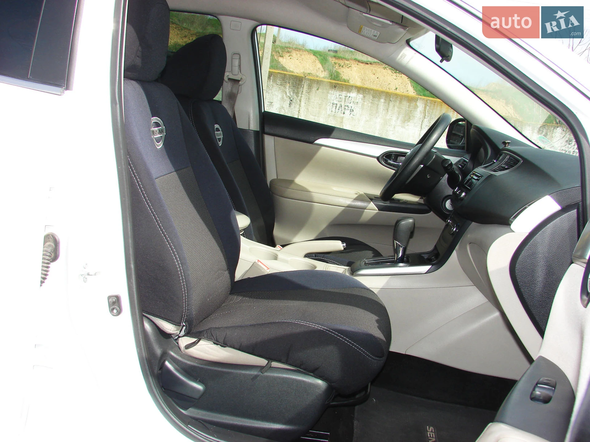 2016 Nissan Sentra - мініатюра 15