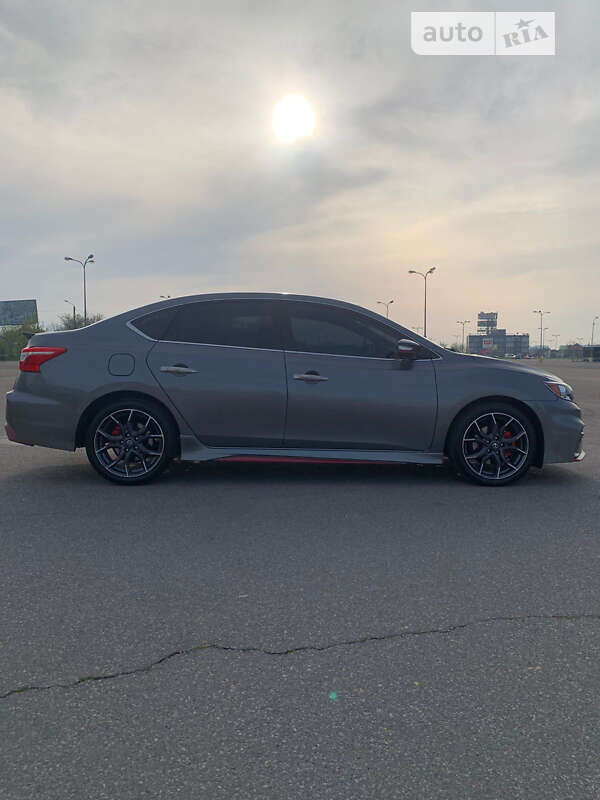 Седан Nissan Sentra 2017 в Одессе