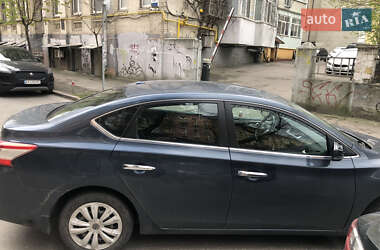 Седан Nissan Sentra 2015 в Києві