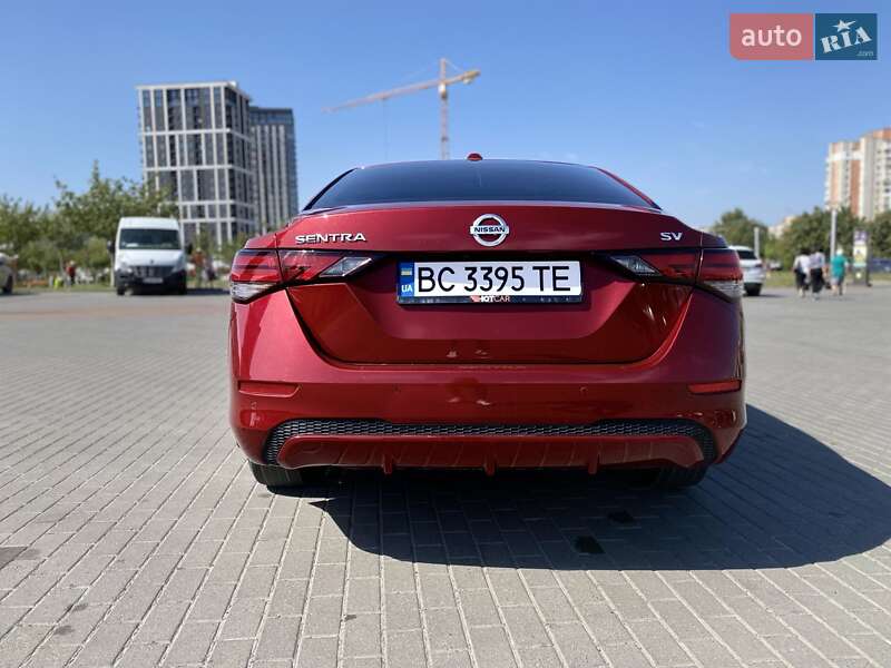 Седан Nissan Sentra 2021 в Львові