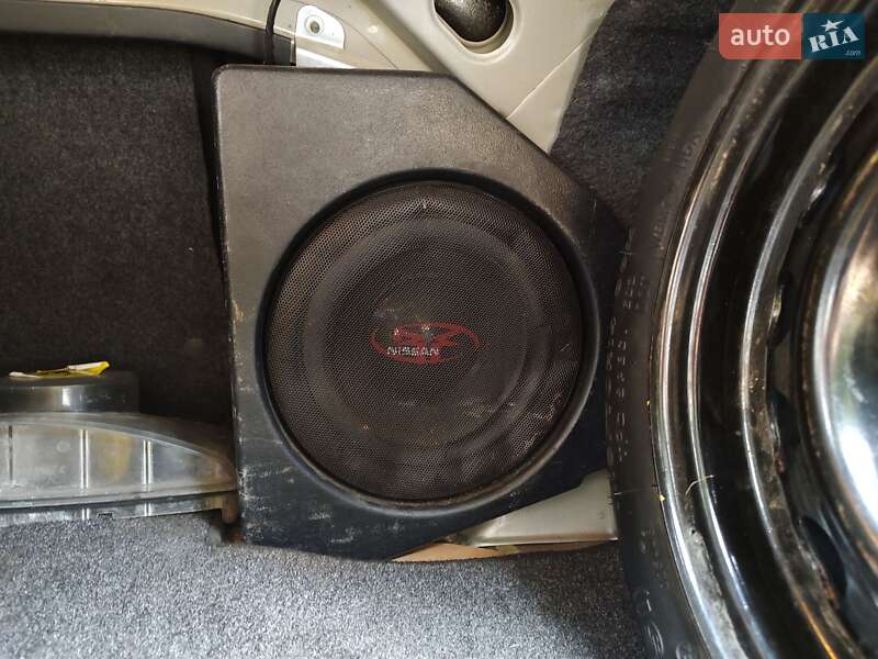 Седан Nissan Sentra 2006 в Львові