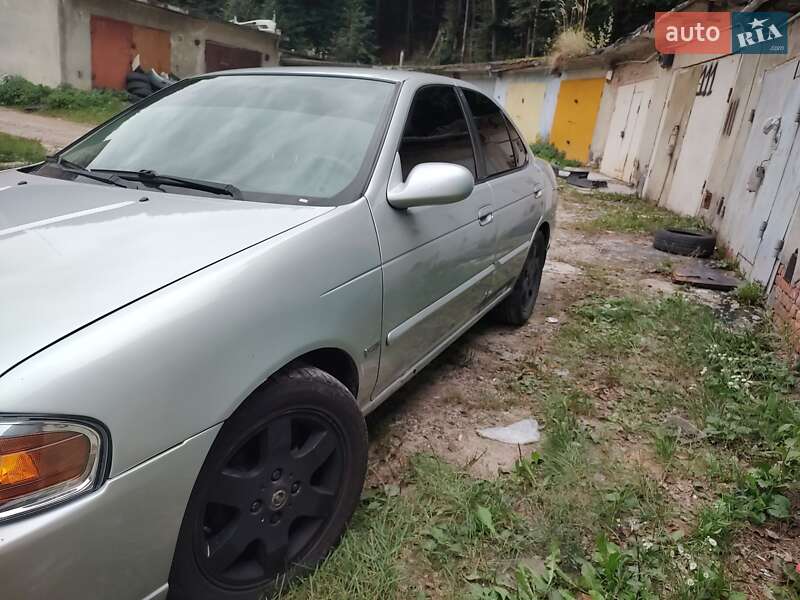 Седан Nissan Sentra 2006 в Львові