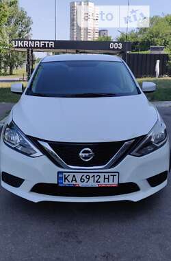 Седан Nissan Sentra 2016 в Киеве