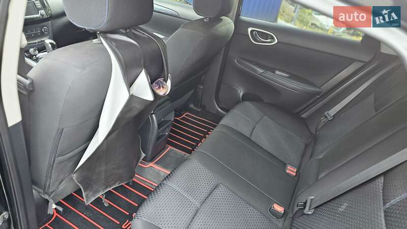 Седан Nissan Sentra 2017 в Днепре