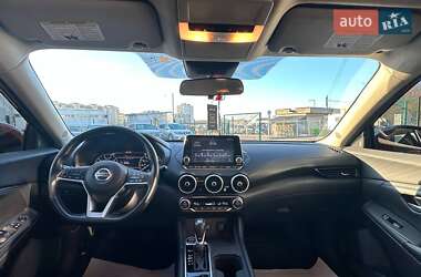 Седан Nissan Sentra 2021 в Львове