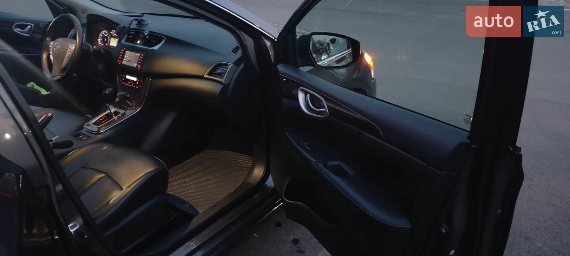 2015 Nissan Sentra - мініатюра 10