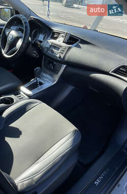 Седан Nissan Sentra 2015 в 