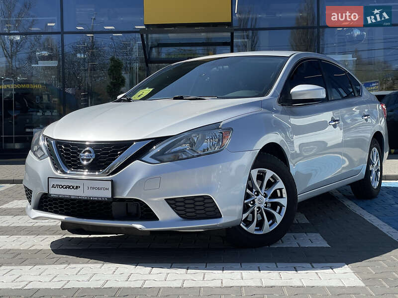 Седан Nissan Sentra 2018 в 