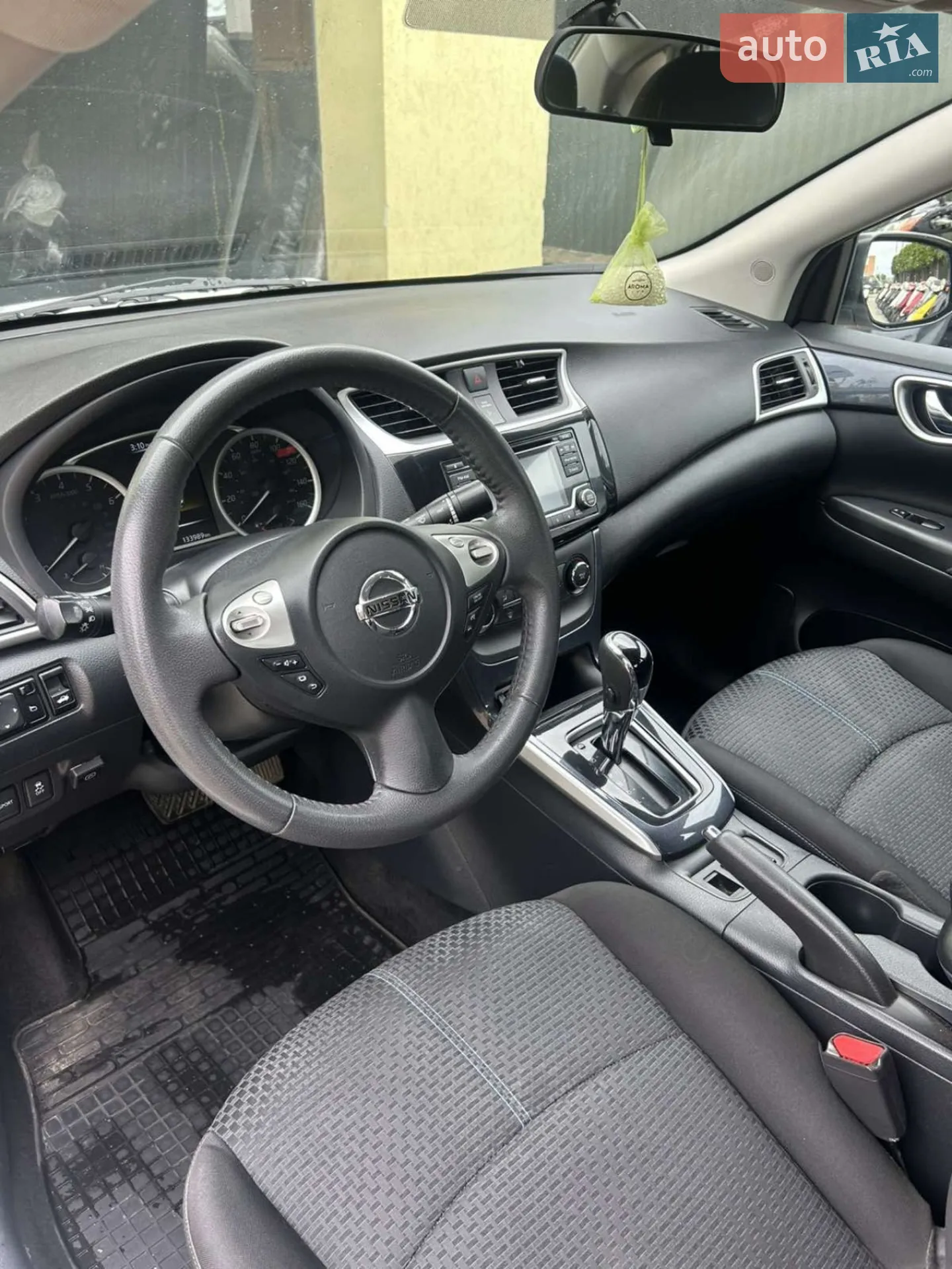 2017 Nissan Sentra - мініатюра 13