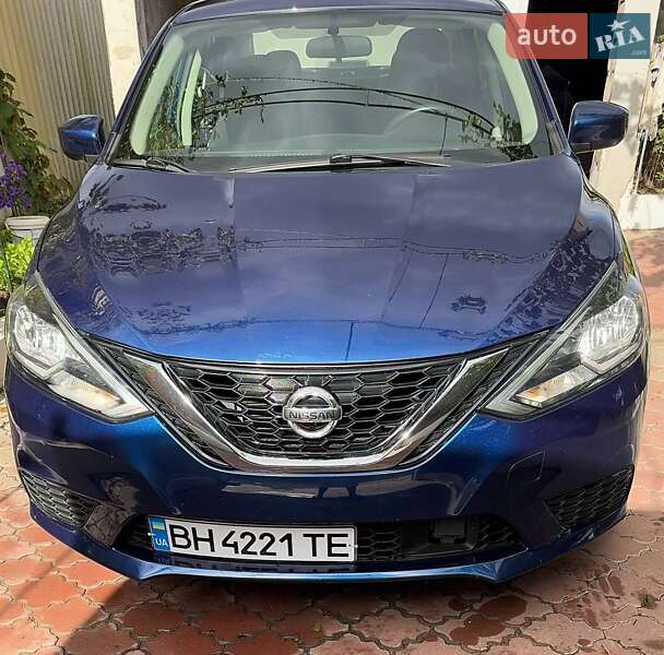 Седан Nissan Sentra 2018 в 