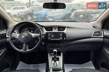 Седан Nissan Sentra 2016 в 