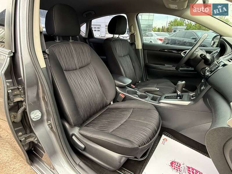 Седан Nissan Sentra 2016 в Киеве