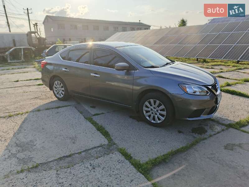Седан Nissan Sentra 2016 в Синельниковому