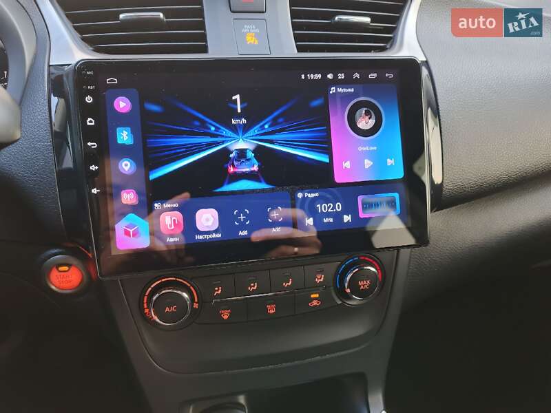 Седан Nissan Sentra 2016 в Синельниковому