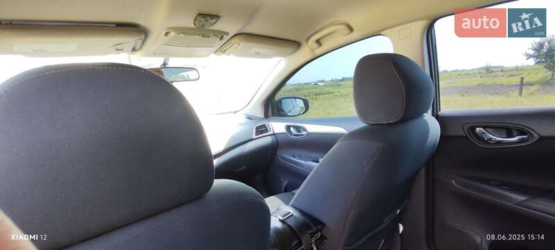 Седан Nissan Sentra 2016 в Обухові