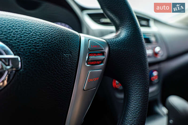 Седан Nissan Sentra 2016 в Києві