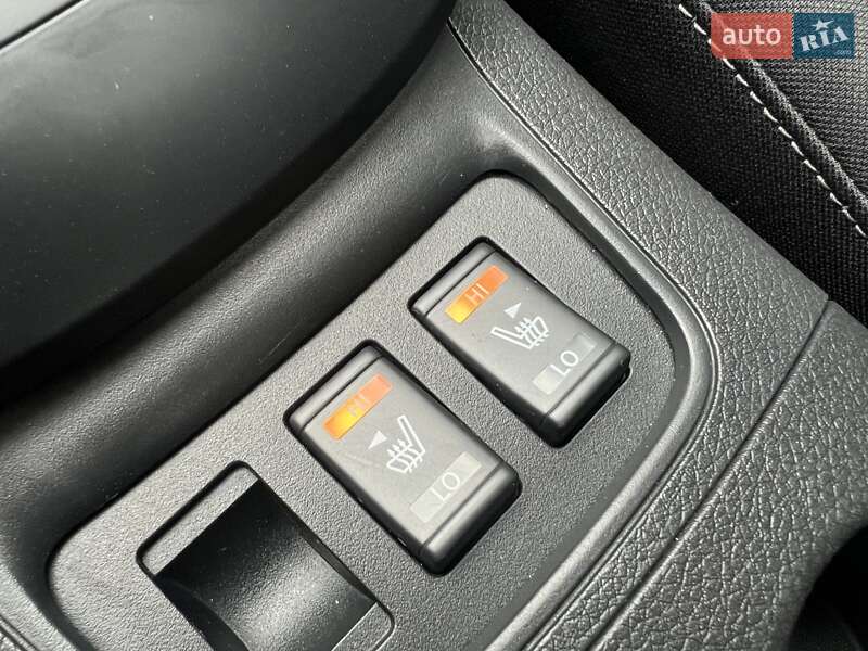 Седан Nissan Sentra 2018 в Днепре фото 40 Седан Nissan Sentra 2018 в Днепре