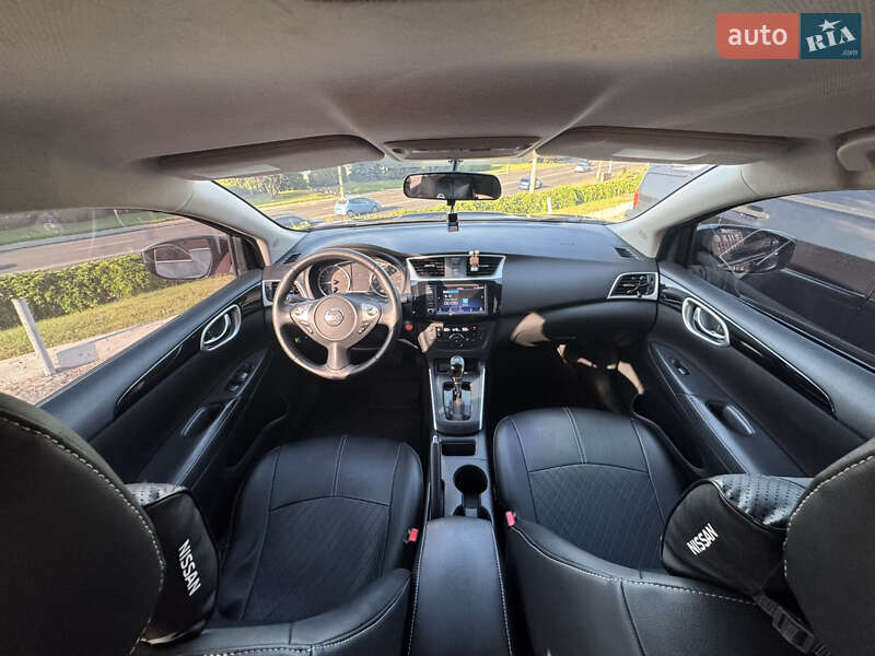 Седан Nissan Sentra 2018 в Дніпрі