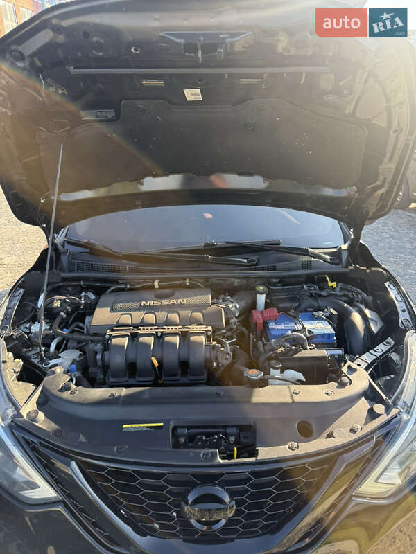 Седан Nissan Sentra 2018 в Дніпрі