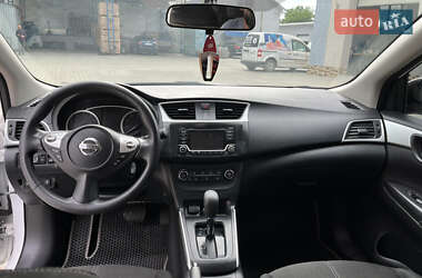 Седан Nissan Sentra 2017 в 