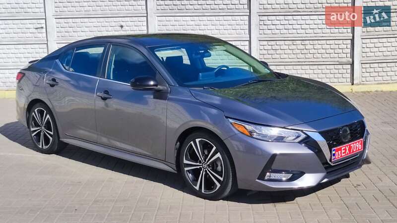 Седан Nissan Sentra 2020 в Ровно
