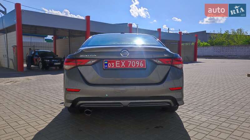 Седан Nissan Sentra 2020 в Ровно