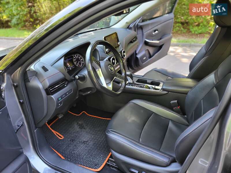 Седан Nissan Sentra 2021 в Житомирі