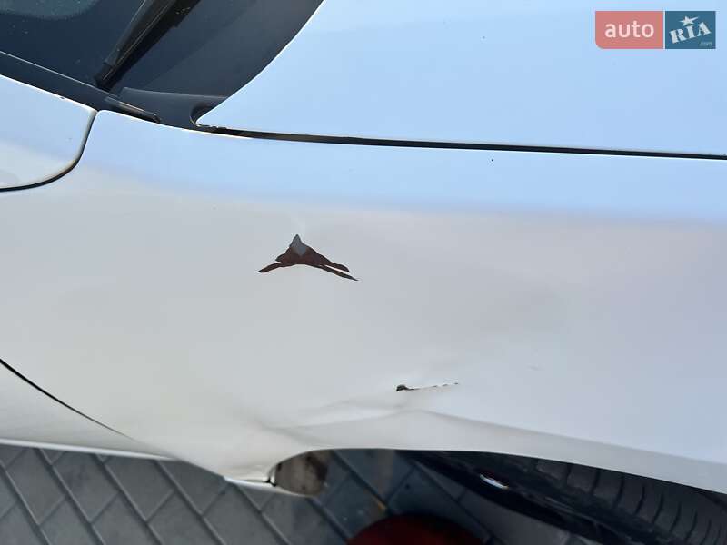 Седан Nissan Sentra 2011 в Черкасах