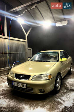 Седан Nissan Sentra 2000 в Підволочиську