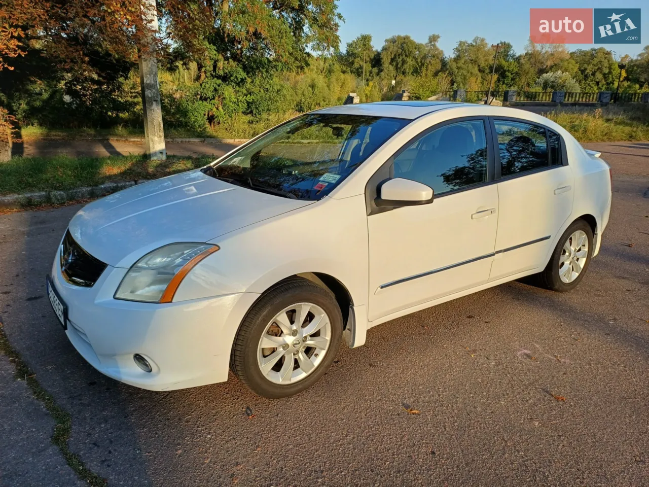 2013 Nissan Sentra - мініатюра 35
