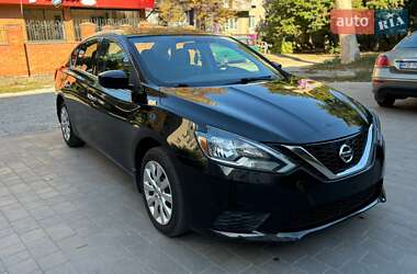 Седан Nissan Sentra 2017 в Днепре