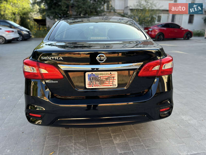 Седан Nissan Sentra 2017 в Днепре
