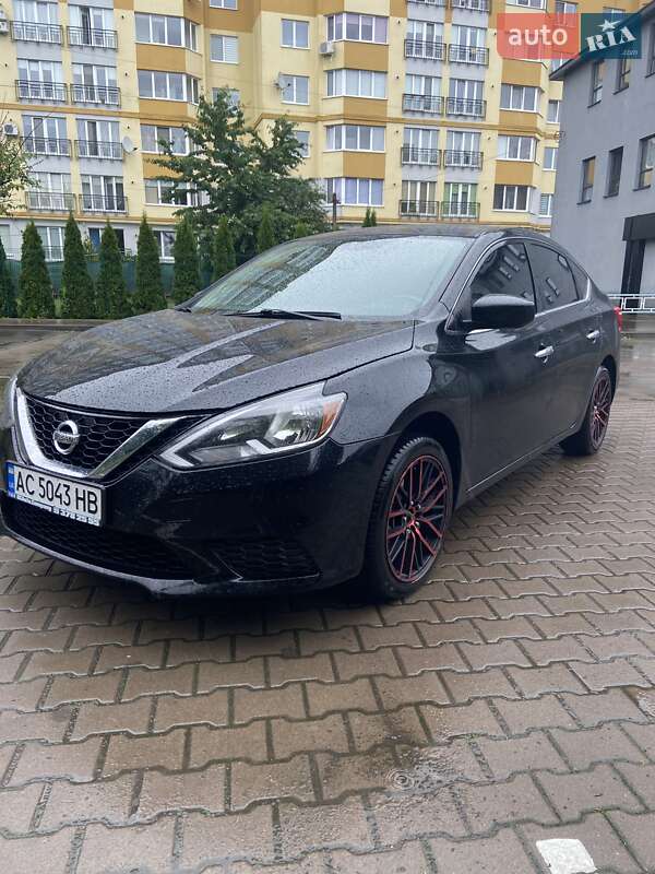 Седан Nissan Sentra 2017 в Луцке