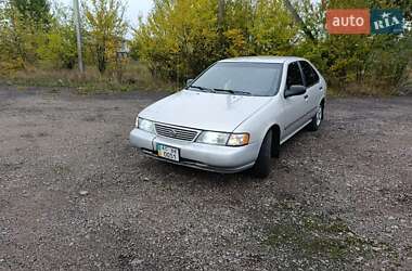 Седан Nissan Sentra 1996 в 