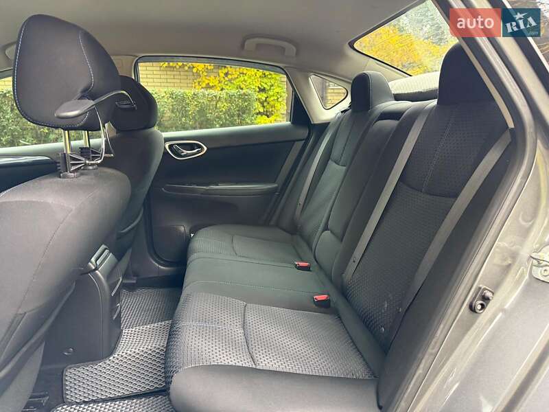 Седан Nissan Sentra 2017 в Киеве фото 17 Седан Nissan Sentra 2017 в Киеве