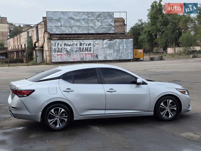 Седан Nissan Sentra 2021 в Кривому Розі