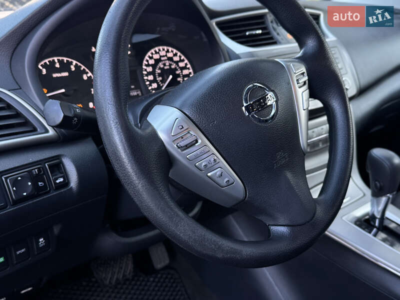 Седан Nissan Sentra 2013 в Києві
