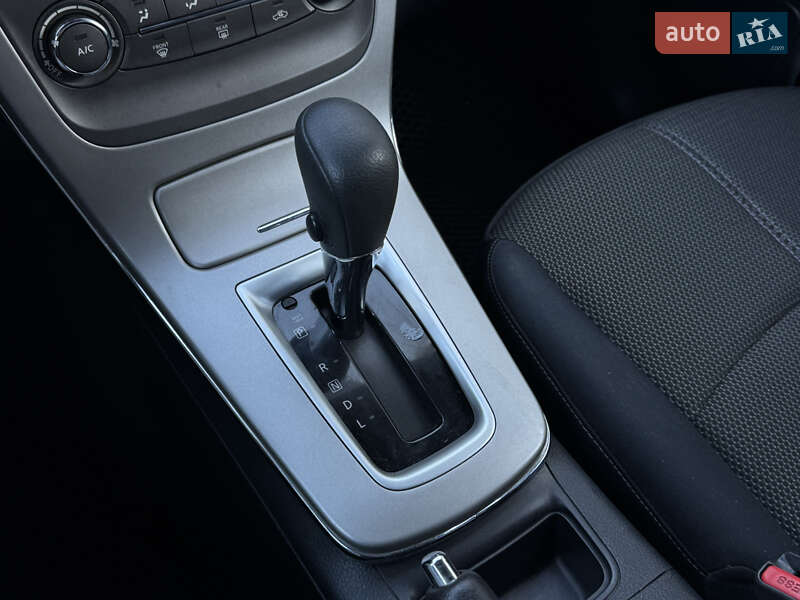 Седан Nissan Sentra 2013 в Києві