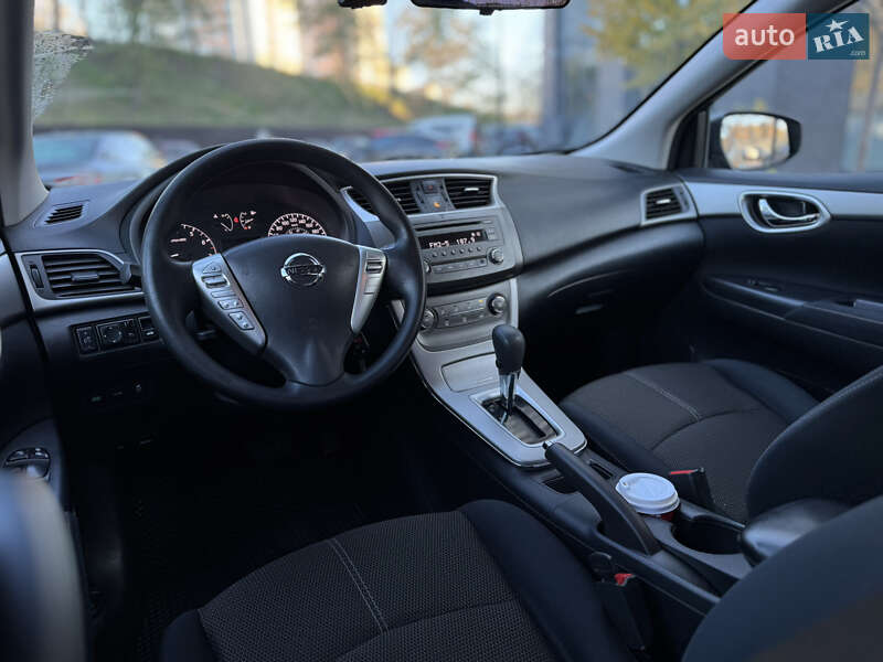 Седан Nissan Sentra 2013 в Києві